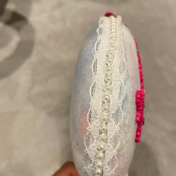 Taylor Swift Disney Ears - Picture 5 of 6